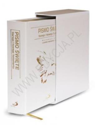 Pismo Święte ST i NT etui, skóra biała. Autor: praca zbiorowa. SmakLiter.pl Okładka książki Pismo Święte ST i NT etui, skóra biała
