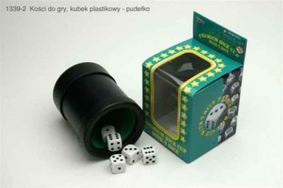 Kości do gry w kubku. nr.kat 1339-2. Wydawca: Grapet. SmakLiter.pl Opakowanie Kości do gry w kubku. nr.kat 1339-2