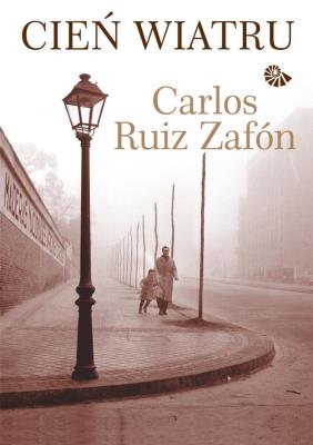 Cień wiatru pocket. Autor: Carlos Ruiz Zafón. SmakLiter.pl Okładka książki Cień wiatru pocket