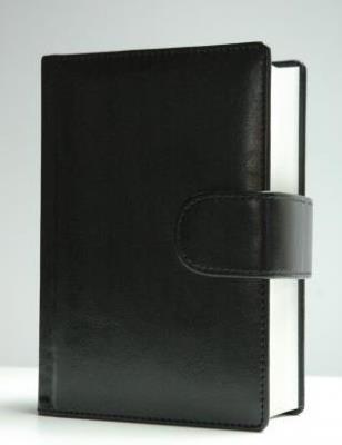 Pismo Święte ST i NT wyd. skóropodobne czarne. Wydawca: KŚ. Wojciecha. SmakLiter.pl Opakowanie Pismo Święte ST i NT wyd. skóropodobne czarne