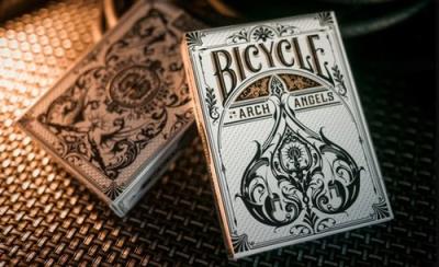 Bicycle Archangels Premium. Wydawca: United States Playing Card Company. SmakLiter.pl Opakowanie Bicycle Archangels Premium