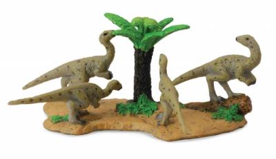 Opakowanie Figurki dinozaurów + drzewo