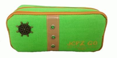 Piórnik szkolny JCPZ GO zielony. Wydawca: Noster. SmakLiter.pl Opakowanie Piórnik szkolny JCPZ GO zielony