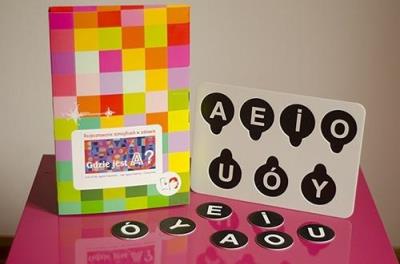 Zestaw. Gdzie jest A?. Autor: Agata Dębicka-Cieszyńska. SmakLiter.pl Okładka książki Zestaw. Gdzie jest A?