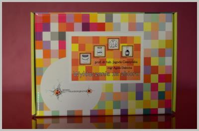 Zestaw. Wykluczanie ze zbioru. Autor: Agata Dębicka-Cieszyńska. SmakLiter.pl Okładka książki Zestaw. Wykluczanie ze zbioru