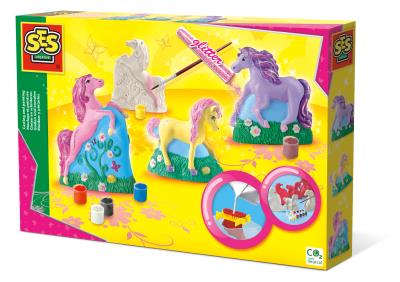 Koniki Odlewy gipsowe. Wydawca: SES NL. SmakLiter.pl Opakowanie Koniki Odlewy gipsowe