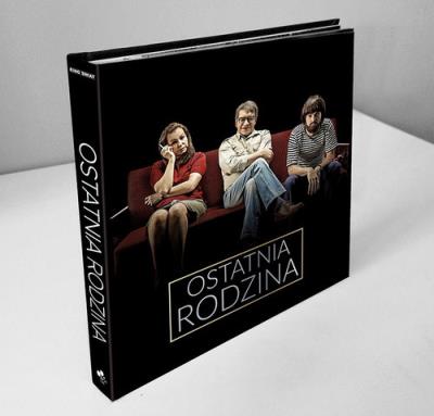 Ostatnia Rodzina SP ED/ Kino Świat. Autor: Jan P. Matuszyński. SmakLiter.pl Okładka książki Ostatnia Rodzina SP ED/ Kino Świat