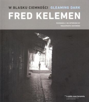 W blasku ciemności. Autor: Fred Kelemen. SmakLiter.pl Okładka książki W blasku ciemności