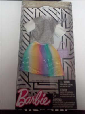 Opakowanie Barbie modne kreacje 4