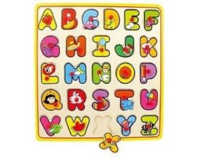 Opakowanie Drewniana układanka z pinezkami Literki