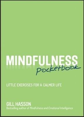 Mindfulness Pocketbook. Autor: Gill Hasson. SmakLiter.pl Okładka książki Mindfulness Pocketbook