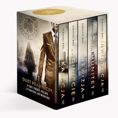 Pakiet: Kasacja, Zaginięcie, Rewizja, Immunitet, Inwigilacja. Autor: Remigiusz Mróz. SmakLiter.pl Okładka książki Pakiet: Kasacja, Zaginięcie, Rewizja, Immunitet, Inwigilacja