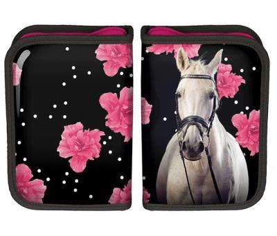 Opakowanie Piórnik z wyposażeniem 18-001HR