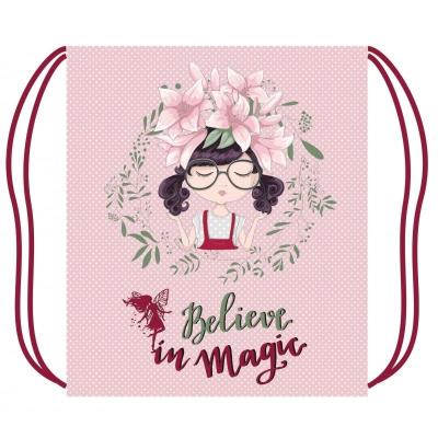 Worek na kapcie Beleve in Magic STREET. Autor: Eurocom. SmakLiter.pl Okładka książki Worek na kapcie Beleve in Magic STREET