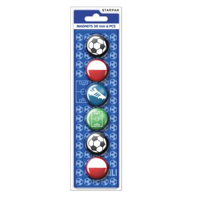 Magnes football śr. 30 mm 6el. Wydawca: Starpak. SmakLiter.pl Opakowanie Magnes football śr. 30 mm 6el