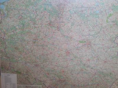 MAPA ŚCIENNA POLSKI 1:650000. Autor: Opracowanie zbiorowe. SmakLiter.pl Okładka książki MAPA ŚCIENNA POLSKI 1:650000