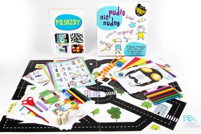 Opakowanie PUDŁO NIE NUDNO POJAZDY
