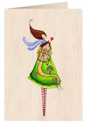 Karnet drewniany C6 + koperta Kobieta z domkiem. Wydawca: Cozywood. SmakLiter.pl Opakowanie Karnet drewniany C6 + koperta Kobieta z domkiem