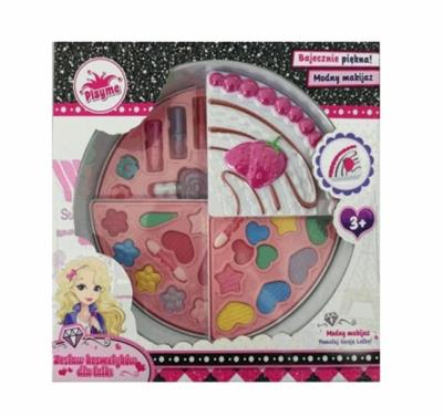 Opakowanie Kosmetyki dla lalki 3