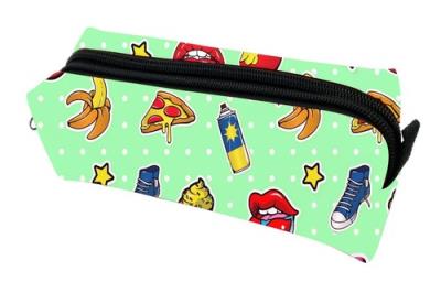 Piórnik Polski PA 492 Kropki usta. Wydawca: MESIO.PL. SmakLiter.pl Opakowanie Piórnik Polski PA 492 Kropki usta