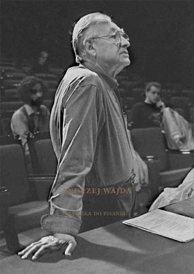 ANDRZEJ WAJDA KSIĄŻKA DO PISANIA. Autor:   Praca zbiorowa. SmakLiter.pl Okładka książki ANDRZEJ WAJDA KSIĄŻKA DO PISANIA