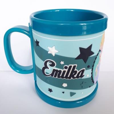 Kraina Lodu Kubek imienny dla dziecka Emilka. Wydawca: Disney. SmakLiter.pl Opakowanie Kraina Lodu Kubek imienny dla dziecka Emilka