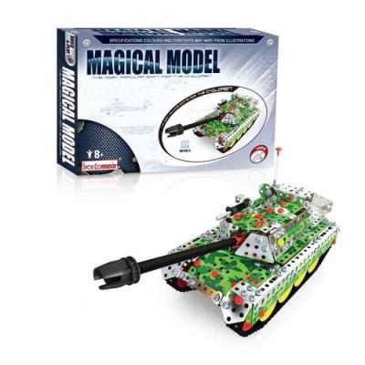 Opakowanie Metalowy czołg 649 części