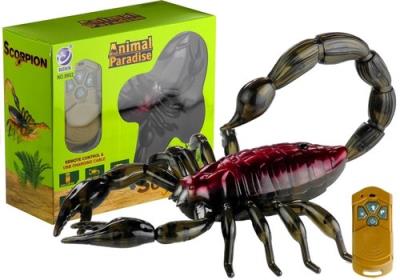 Opakowanie Sterowany skorpion pilot r/c chodzi świeci bordowy