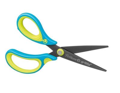 Nożyczki Griffix ergonomiczne szpiczaste ble L /3/. Wydawca: Pelikan. SmakLiter.pl Opakowanie Nożyczki Griffix ergonomiczne szpiczaste ble L /3/