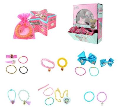 Lol Surprise Small - Biżuteria. Wydawca: ToiToys. SmakLiter.pl Opakowanie Lol Surprise Small - Biżuteria