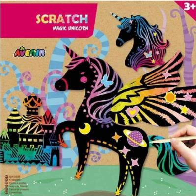 Magiczny jednorożec. Wydawca: Russell. SmakLiter.pl Opakowanie Magiczny jednorożec