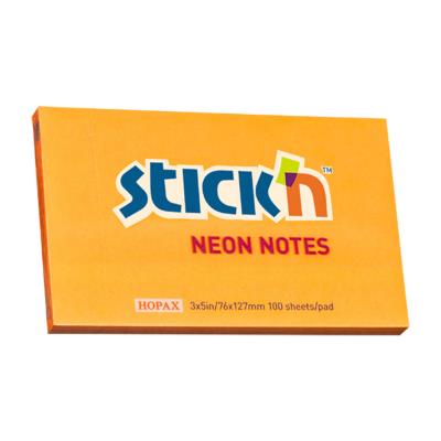 Notes samoprzylepny 127mmx76mm neon pomarańczowy. Wydawca: Stickn. SmakLiter.pl Opakowanie Notes samoprzylepny 127mmx76mm neon pomarańczowy