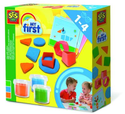 Moja pierwsza ciastolina z foremkami do wyciskania kształtów i obrazkami   3 x 90 gr. Wydawca: SES Creative. SmakLiter.pl Opakowanie Moja pierwsza ciastolina z foremkami do wyciskania kształtów i obrazkami   3 x 90 gr