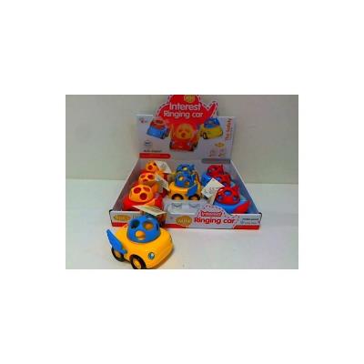 Auto z dzwonkiem mix. Wydawca: Pierot Wydawnictwo. SmakLiter.pl Opakowanie Auto z dzwonkiem mix