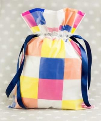 Opakowanie Worek Kolorowe Kwadraty 24x36cm (5szt) PAKADO