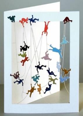 Opakowanie Karnet PP005 wycinany + koperta Ludzie na linach