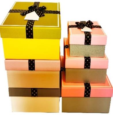 Opakowanie Pudełko White Stripe kwadrat różowe L ROZETTE