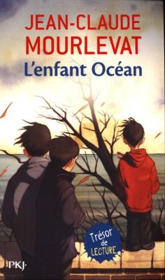 Enfant Ocean. Autor: Jean-Claude Mourlevat. SmakLiter.pl Okładka książki Enfant Ocean