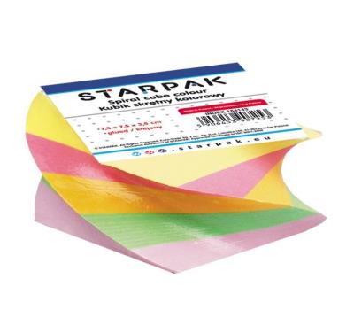 Opakowanie Kubik plastikowy kolorowy 75x75x40mm