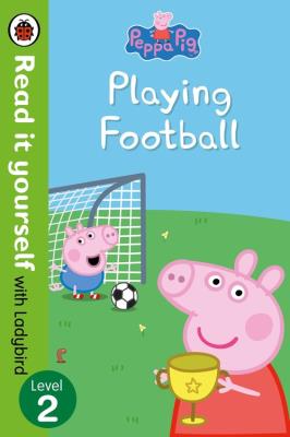 Okładka książki Peppa Pig: Playing Football -