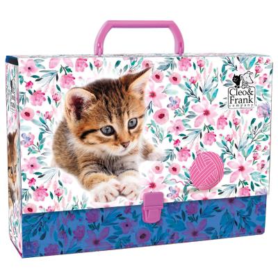 Teczka z rączką gruba 08 Cleo i Frank DERFORM. Wydawca: Derform. SmakLiter.pl Opakowanie Teczka z rączką gruba 08 Cleo i Frank DERFORM