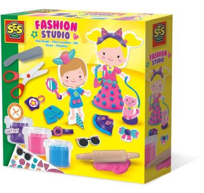 Ciasto masa - Studio mody. Wydawca: SES NL. SmakLiter.pl Opakowanie Ciasto masa - Studio mody