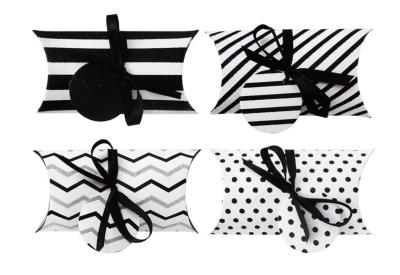 Opakowanie Pudełko na prezenty 15x7 biało-czarne 8szt