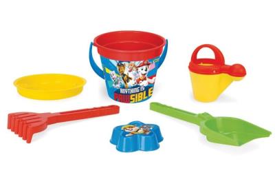 Zestaw do piasku 6 elementów Psi Patrol. Wydawca: Wader. SmakLiter.pl Opakowanie Zestaw do piasku 6 elementów Psi Patrol