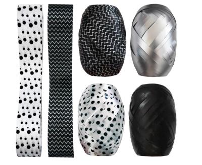 Opakowanie Zestaw wstążek biało-czarne 8szt