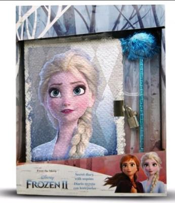 Cekinowy pamiętnik z długopisem Kraina Lodu 2. Wydawca: Cass Film. SmakLiter.pl Opakowanie Cekinowy pamiętnik z długopisem Kraina Lodu 2