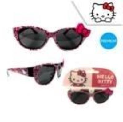 Okulary przeciwsłoneczne Hello Kitty. Wydawca: Cass Film. SmakLiter.pl Opakowanie Okulary przeciwsłoneczne Hello Kitty
