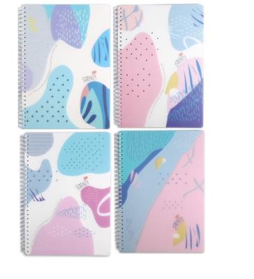 Brulion na spirali B5/80K kratka PP M&G. Wydawca: M&G Writing Company. SmakLiter.pl Opakowanie Brulion na spirali B5/80K kratka PP M&G