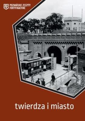 Twierdza i miasto. Autor: Zbigniew Pilarczyk (red.). SmakLiter.pl Okładka książki Twierdza i miasto