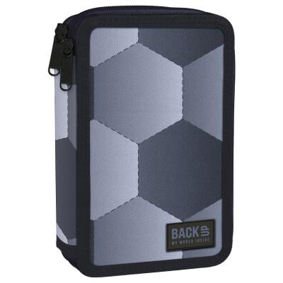 Piórnik DW52 BackUP 4 z wyposażeniem DERFORM. Wydawca: Derform. SmakLiter.pl Opakowanie Piórnik DW52 BackUP 4 z wyposażeniem DERFORM